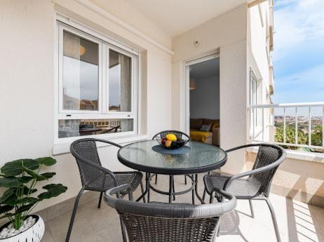 Apartament Summer Apartment Campoamor Bagian luar foto